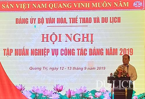 Ông Lê Khánh Hải - Phó Bí thư Ban Cán sự, Bí thư Đảng ủy, Thứ trưởng Bộ VHTTDL phát biểu khai mạc hội nghị